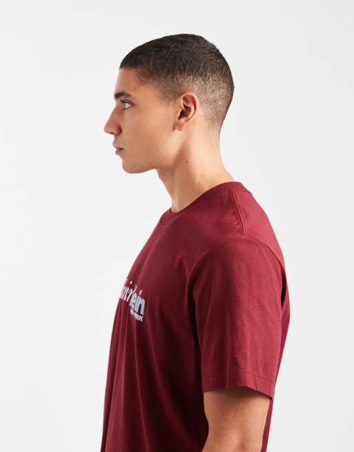 Calvin Klein Jeans - Rød T-shirt med stort logo i midten, 4 af 5