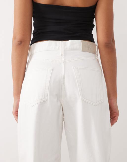 Calvin Klein Jeans relaxed barrel jeans in white, 4 of 5