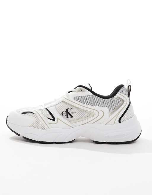 Calvin Klein Jeans retro tennis trainers in white and black, 2 of 5