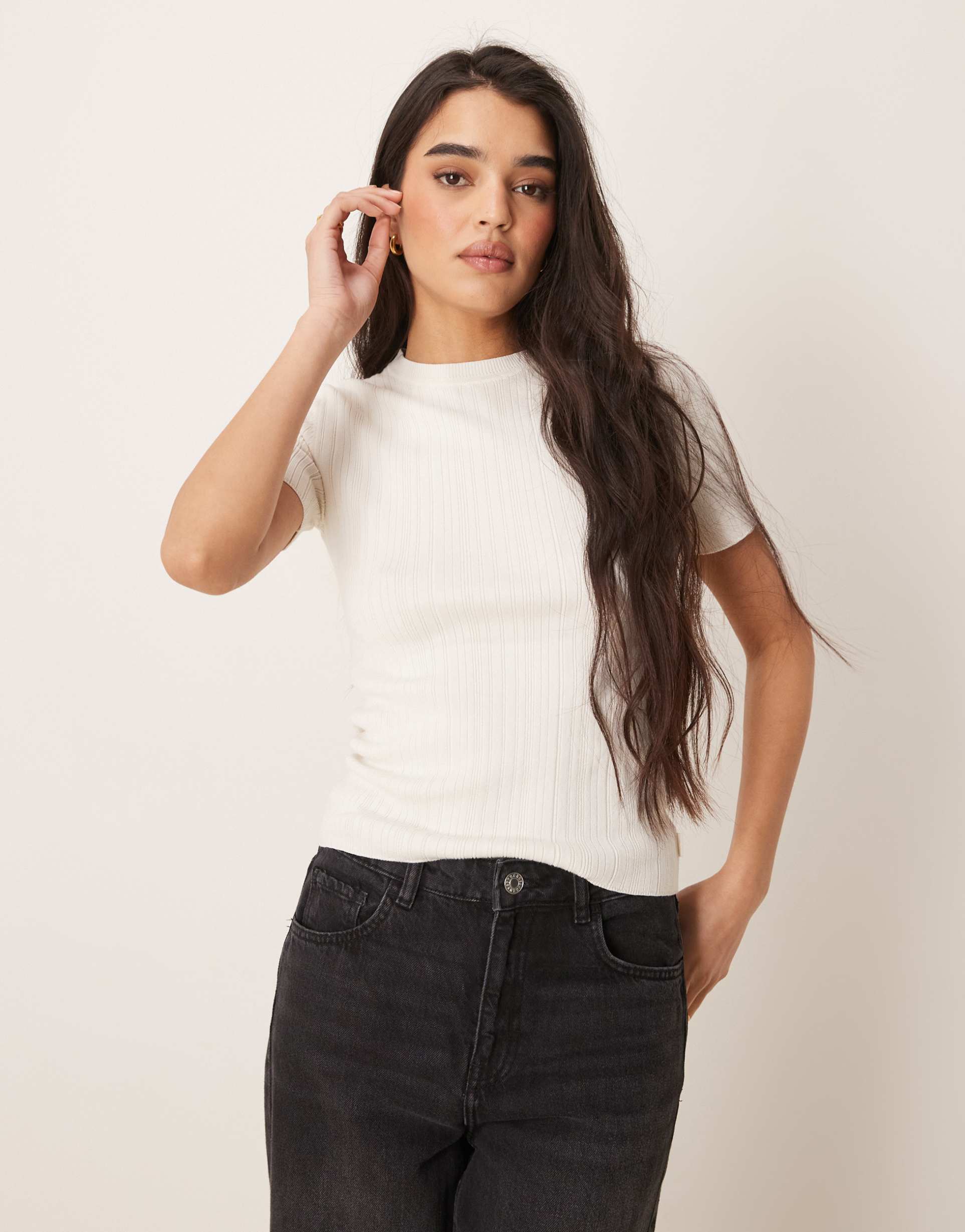 calvin klein jeans ribbed t-shirt in ecru