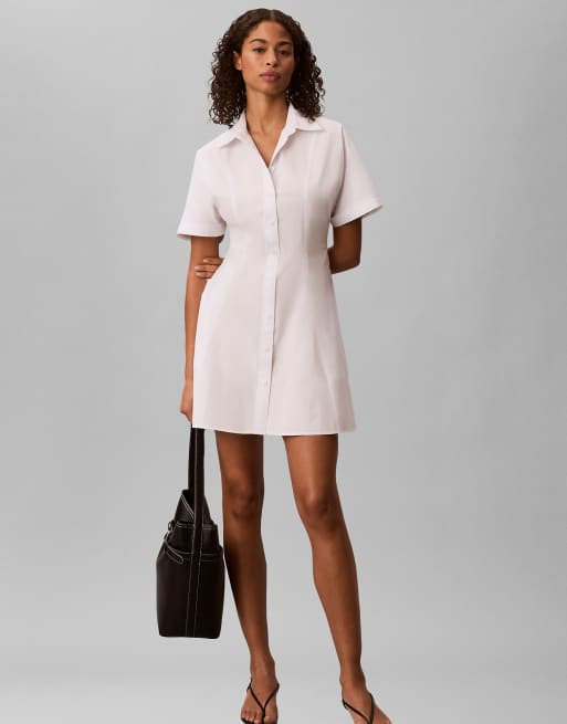 Calvin Klein Jeans robe chemise courte en popeline de coton blanc brillant, 2 de 6