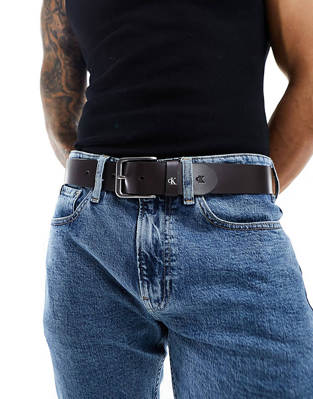 Calvin Klein Jeans - rounded classic 38mm belt in brown