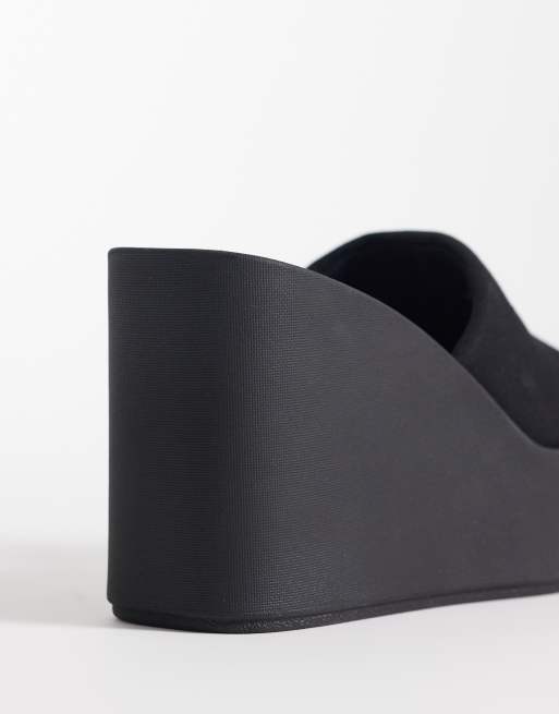 Calvin Klein Jeans – Sandalen mit Keilabsatz und Riemen in Schwarz, 3 von 4