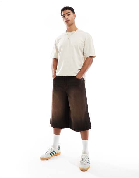 Calvin Klein Jeans – Sandfärgad t-shirt med stor, ton-i-ton, applicerad logga baktill - view 1