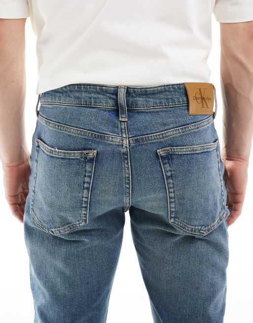 Calvin Klein Jeans – Schmale Karottenjeans in mittlerer Waschung, 5 von 5