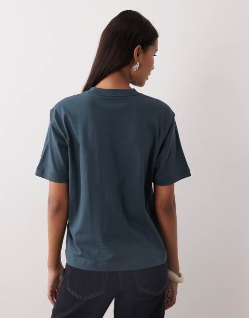 Calvin Klein Jeans script logo boxy t-shirt in navy blue, 4 of 4