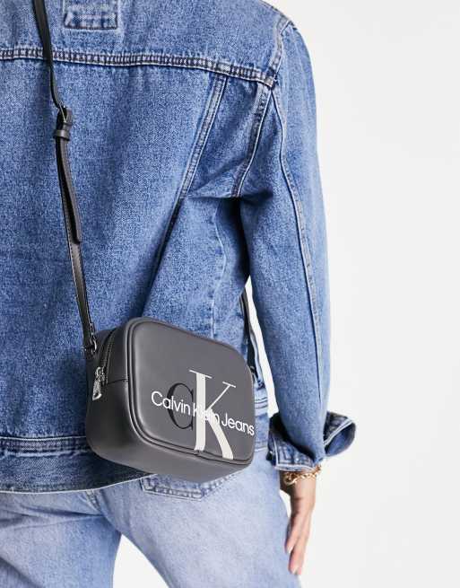 Calvin Klein Jeans sculpted mono camera bag in gray