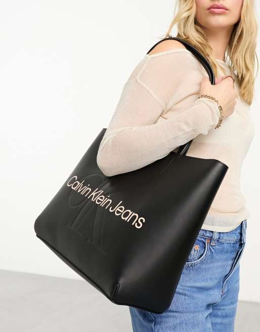 Calvin Klein Jeans sculpted shopper bag in black