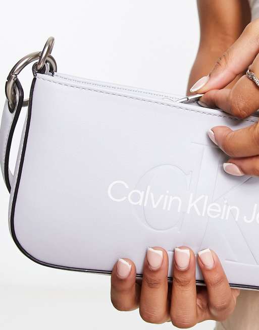 CALVIN KLEIN JEANS - Women's small monogram wallet 