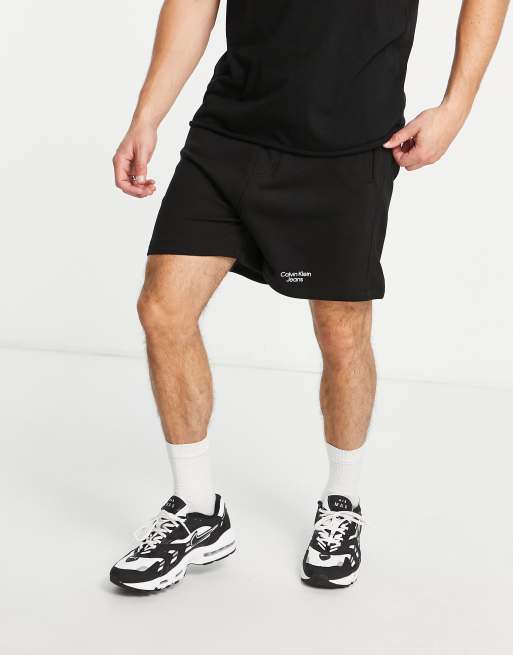Calvin Klein Jeans - Short en molleton avec logo - Noir