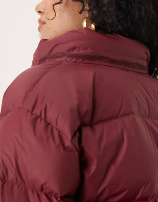 Calvin Klein Jeans short hooded puffer jacket with high neck in burgundy, 3 of 4