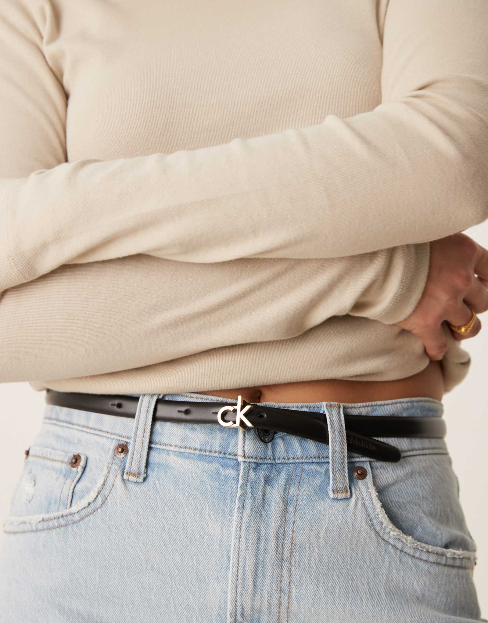 Джинсы Calvin Klein с узким поясом черного цвета