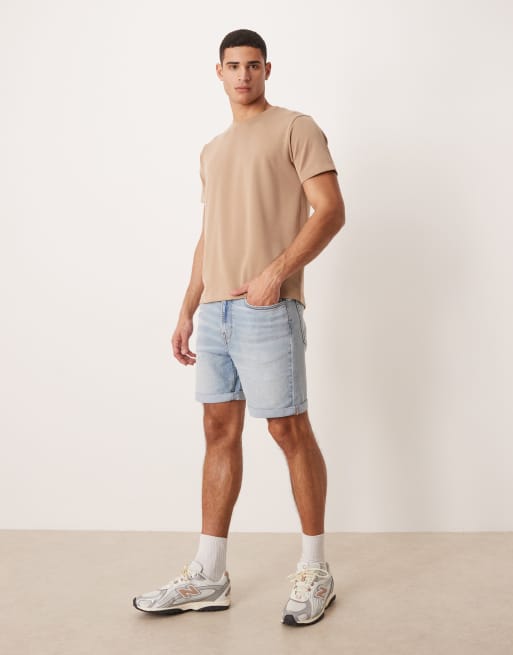 Calvin Klein Jeans slim denim shorts in light wash blue, 2 of 5