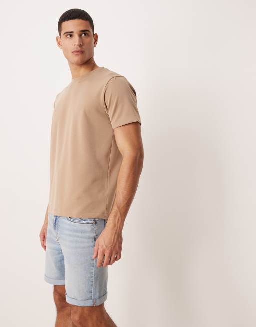Calvin Klein Jeans slim denim shorts in light wash blue, 3 of 5