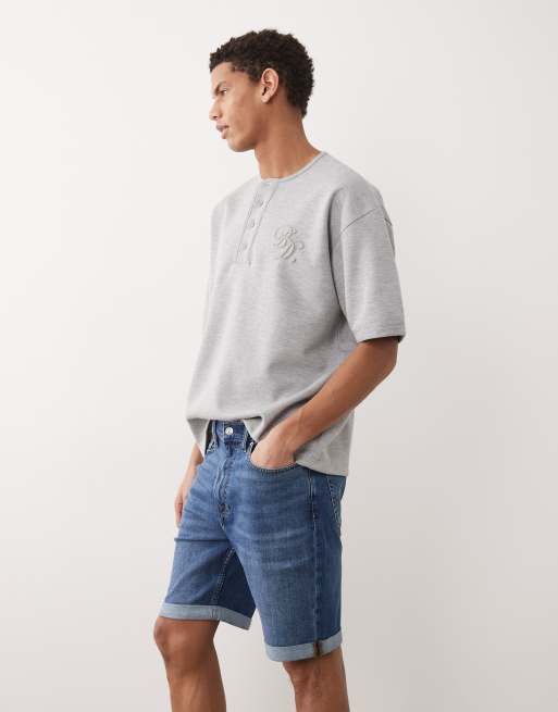 Calvin Klein Jeans slim denim shorts in mid wash blue, 3 of 5