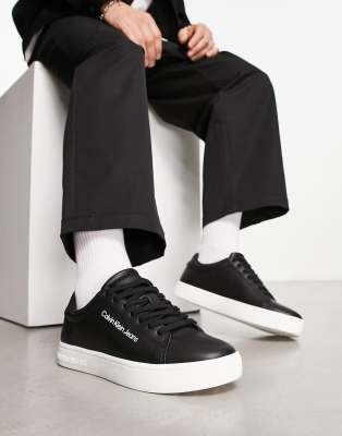 Calvin Klein Jeans - Sneakers met dikke cupzool en veters in zwart
