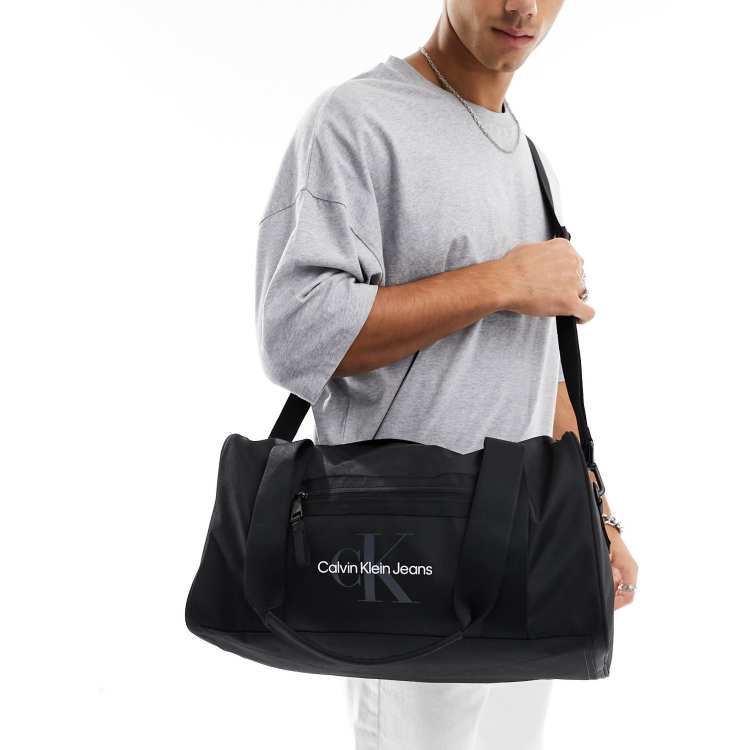 Calvin klein duffle outlet luggage