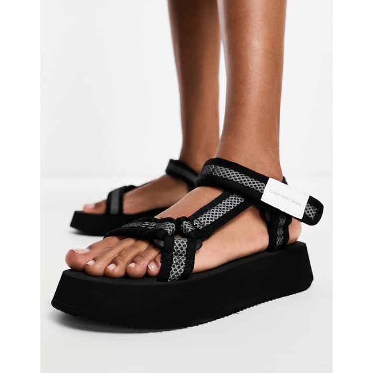 Calvin klein deals toe ring sandals