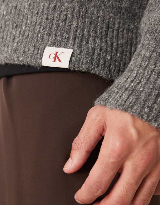 Calvin Klein Jeans – Strickpullover in Grau mit Polokragen, 5 von 5