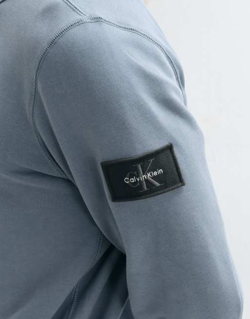 Calvin Klein Jeans sudadera de felpa con parche en gris, 5 de 5