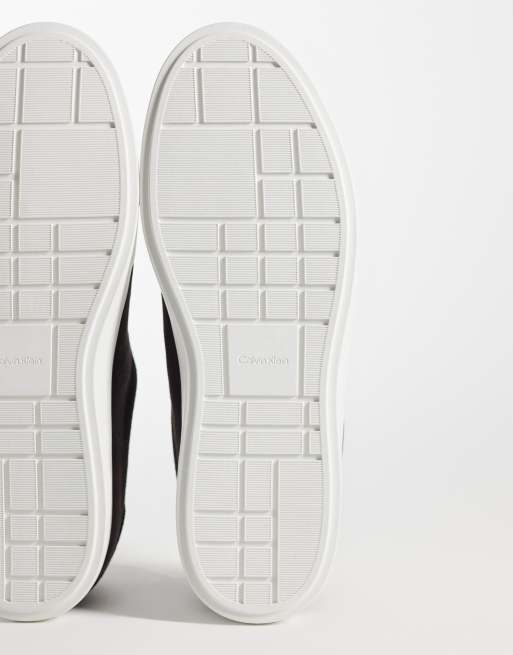Calvin Klein Jeans - Suède sneakers met cupzool in zwart, 4 van 5