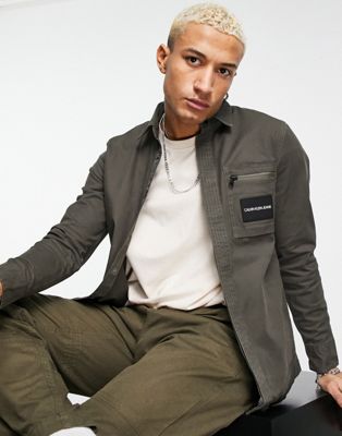Homme Calvin Klein Jeans - Surchemise fonctionnelle en sergé - Kaki