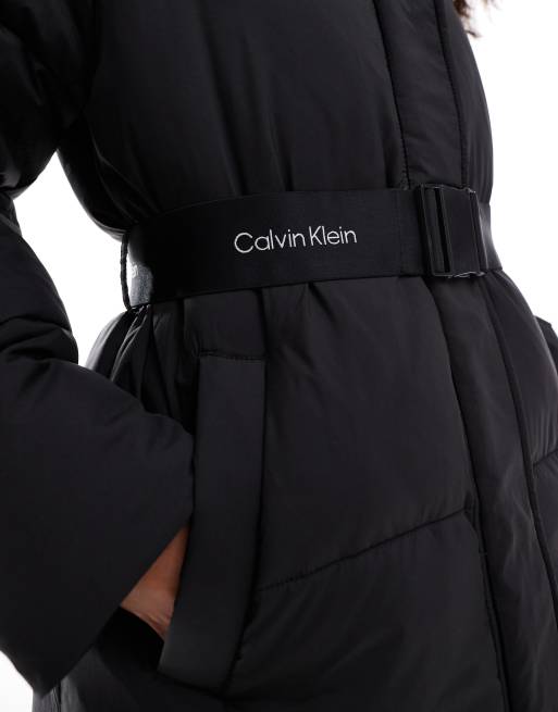 Calvin Klein Jeans – Svart, lång pufferjacka med skärp och logga, 3 av 4