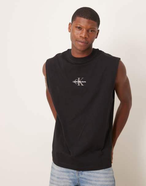 Calvin Klein Jeans – Svart linne med monogramlogga - view 1