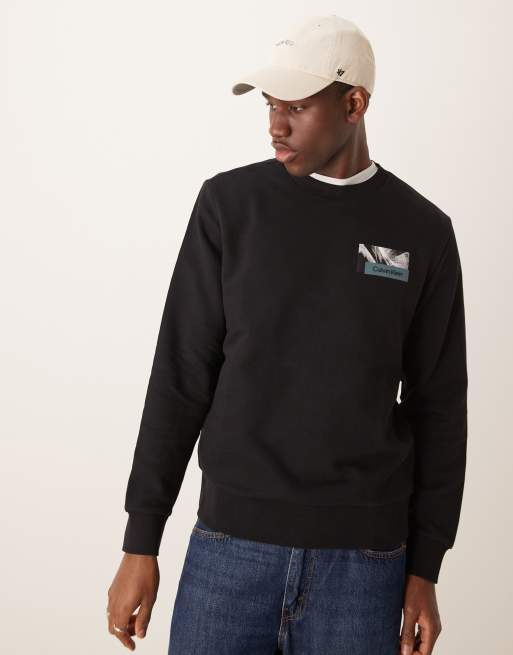 Calvin Klein Jeans – Svart sweatshirt med grafiskt tryck baktill, 2 av 4