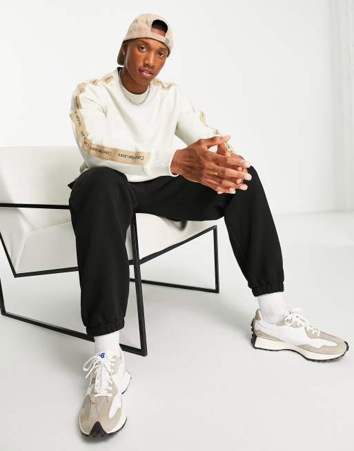 Calvin Klein Jeans - Sweat ras de cou à bande contrastante - Taupe, 4 de 4