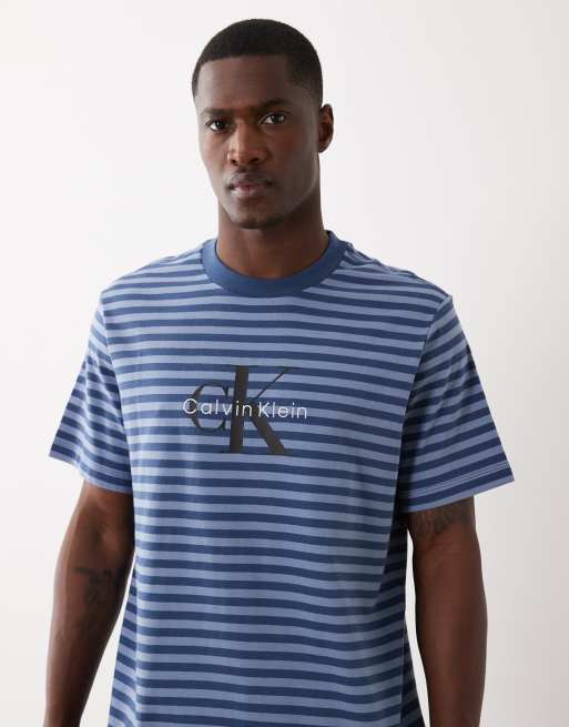 Calvin Klein Jeans - T-shirt à logo monogramme avec rayures bicolores - Bleu denim 