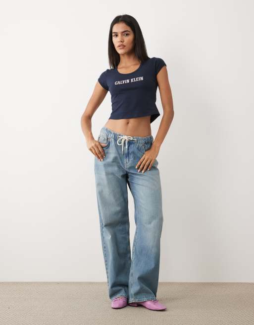 Calvin Klein Jeans - T-shirt baby blu navy con logo stile college, 3 di 4