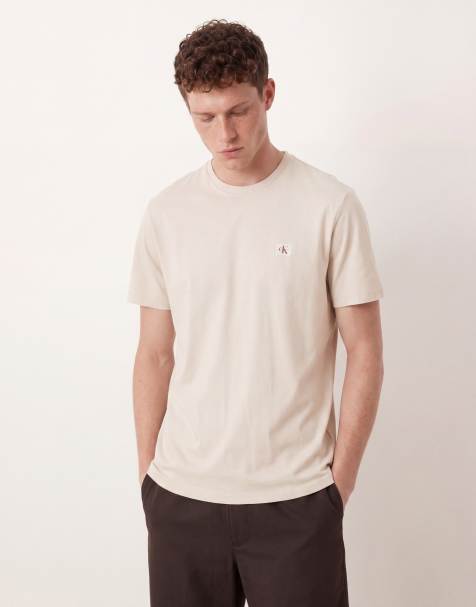 Calvin Klein Jeans - T-shirt classique avec écusson - Crème - view 1
