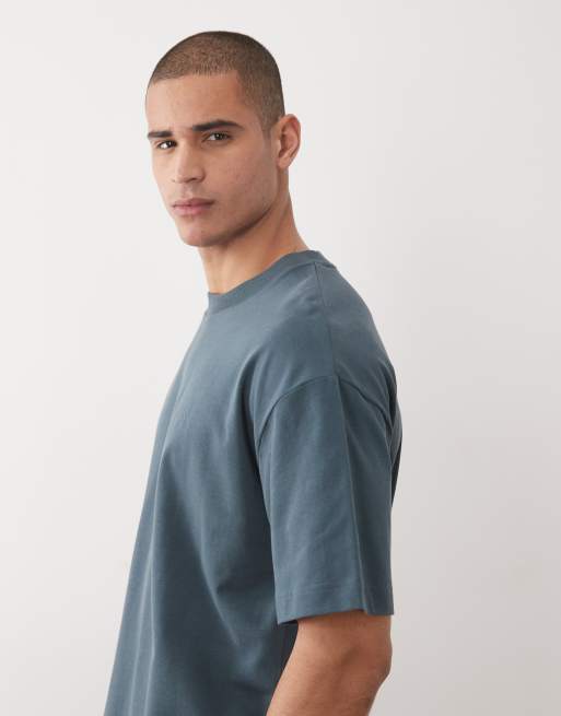 Calvin Klein Jeans – T-Shirt in Dunkelgrau mit Logoprägung, 4 von 5