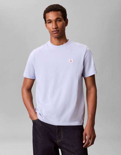 Calvin Klein Jeans – T-Shirt in Hellblau mit Logo-Aufnäher - view 1