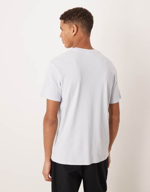 Calvin Klein Jeans – T-Shirt in Hellblau mit Waffelmuster und Aufnäher, 3 von 5