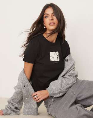 Calvin Klein Jeans - T-Shirt in Schwarz mit Box-Grafikprint
