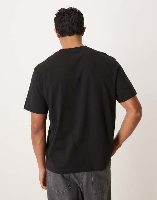 Calvin Klein Jeans – T-Shirt in Schwarz mit College-Grafikprint auf der Brust, 3 von 5
