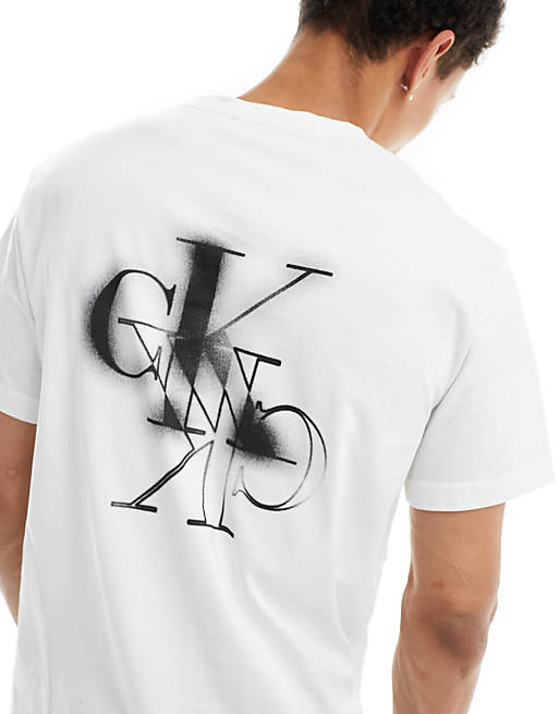 Calvin Klein Jeans – T-Shirt in Weiß mit gespiegeltem Logo | ASOS