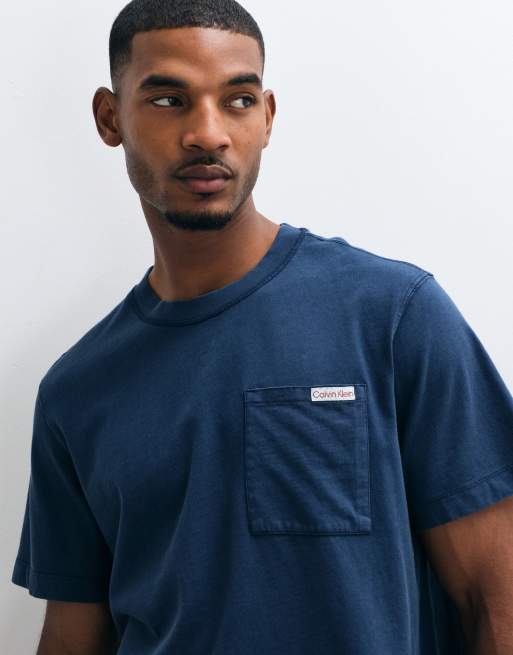 Calvin Klein Jeans T-shirt med brystlomme i navy, 3 af 5