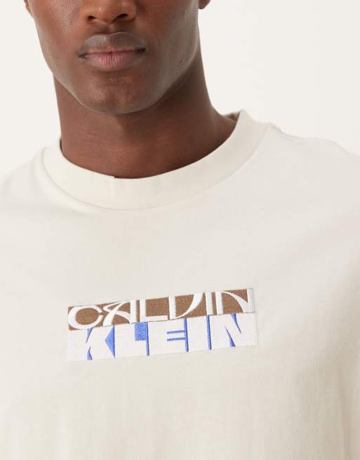 Calvin Klein Jeans - T-shirt met logo in gebroken wit, 5 van 5