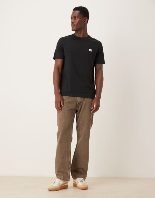 Calvin Klein Jeans T-Shirt mit Badge-Logo in Schwarz, 2 von 5