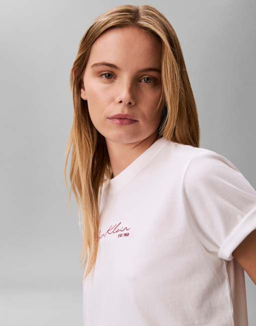 Calvin Klein Jeans - T-shirt squadrata bianca con scritta del logo, 4 di 4