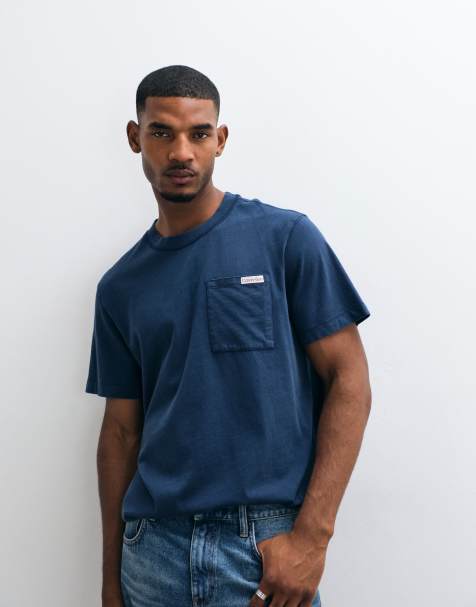 Calvin Klein Jeans t-shirt with pocket in navy - view 1