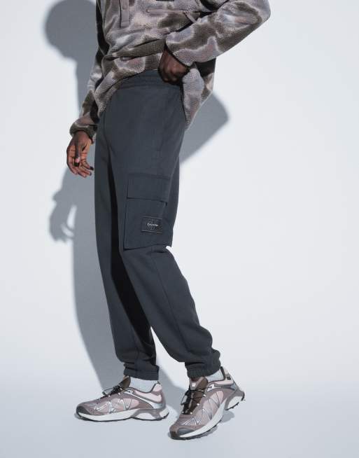 Calvin Klein Jeans Terry Badge jogger in black, 2 of 5
