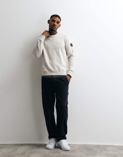 Calvin Klein Jeans Terry Badge sweatshirt in beige, 2 of 5