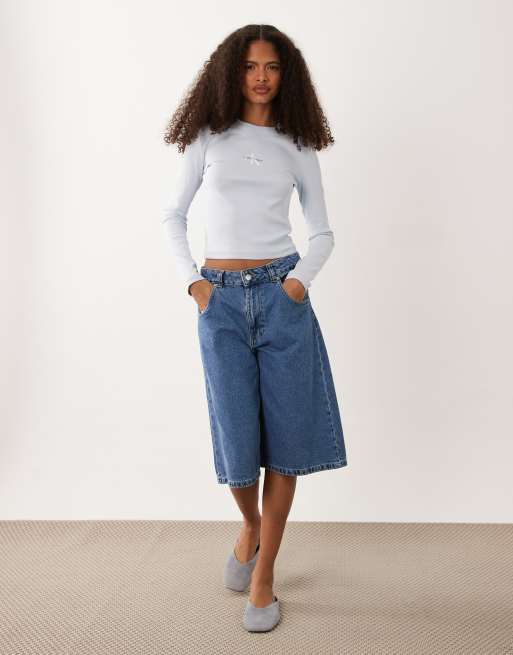 Calvin Klein Jeans top a maniche lunghe Monologo azzurro chiaro, 2 di 4