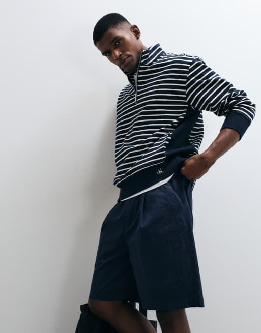 Calvin Klein Jeans - Top blu scuro e bianco a righe con zip corta e monogramma a righe, 2 di 5