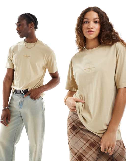 Calvin Klein Jeans – Unisex – Oversize-T-Shirt in verwaschenem Sand mit Monogramm-Logo, 4 von 4