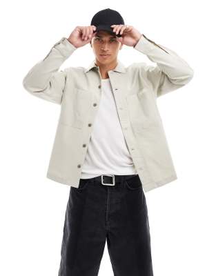 Calvin Klein Jeans Calvin Klein Jeans utility overshirt in beige-Neutral